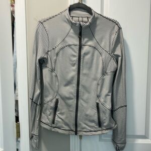Lu Lu lemon woman’s jacket spandex grey striped size 10